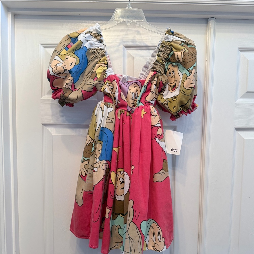 (NWT) NEW YORK COUTURE DISNEY DRESS